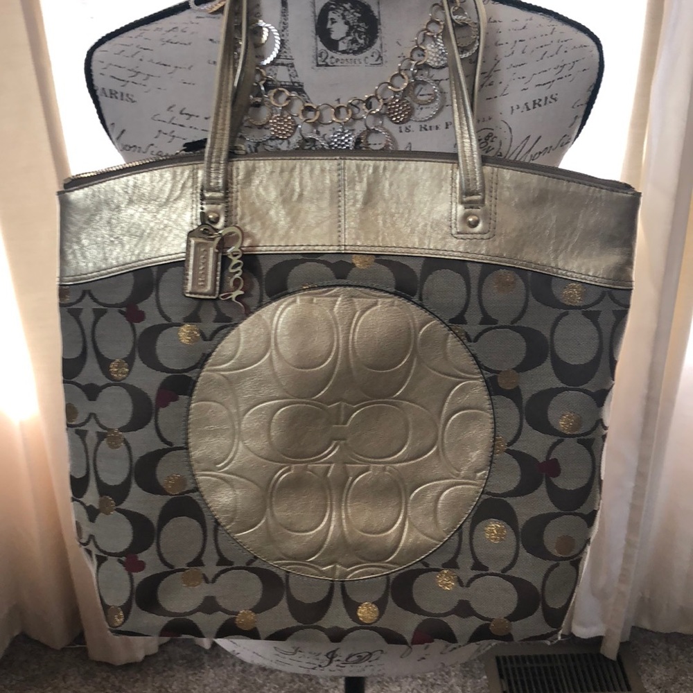 Coach handbag—F18870–Laura Secret Admirer